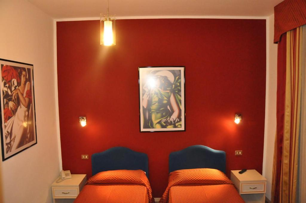 Hotel Vittoriano Turim Quarto foto